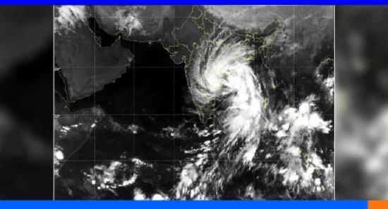 ඔර්නබ් සුළි කුණාටුව ඉන්දියාවට ඇතුළු වෙයි...